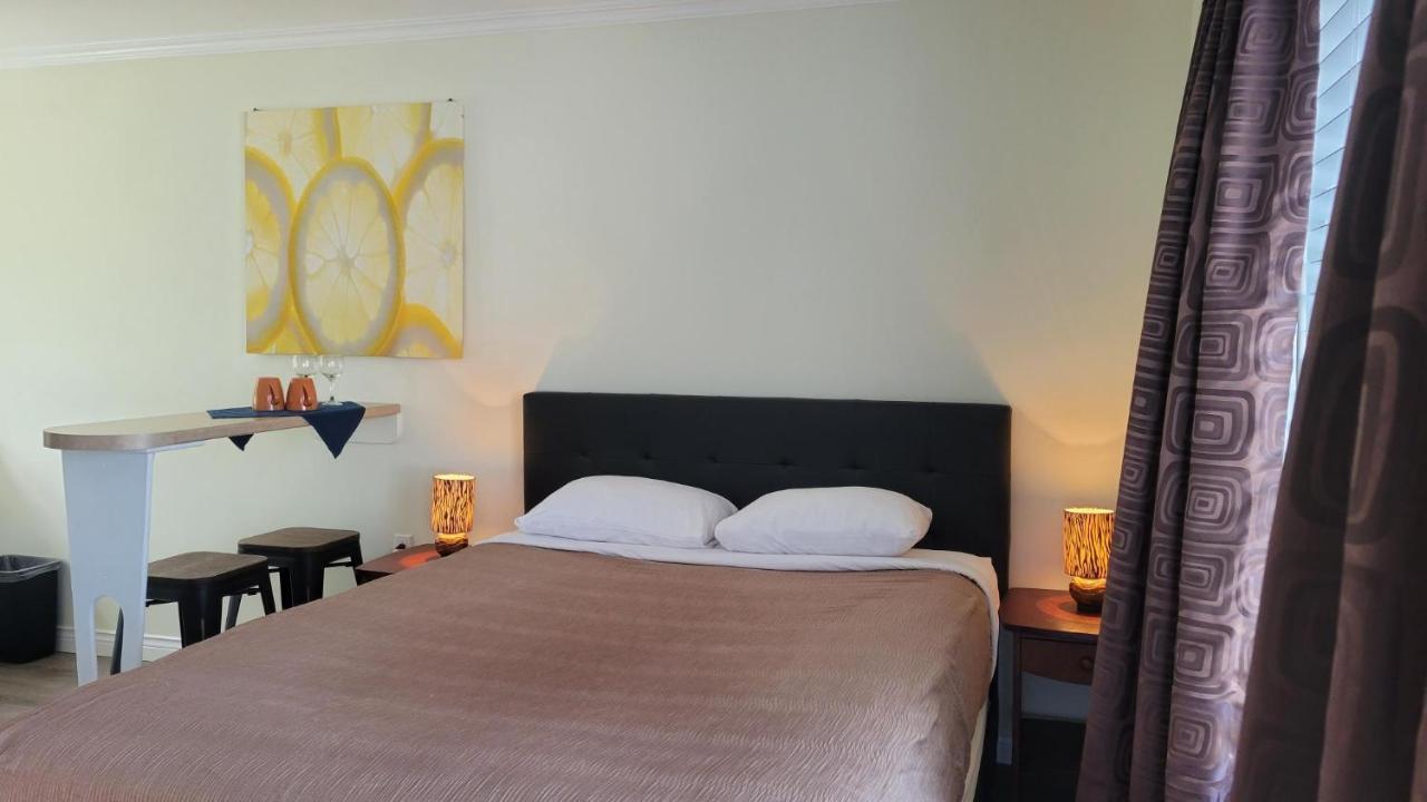 Novastar Motel On The Lake ยาร์เมาธ์ ภายนอก รูปภาพ