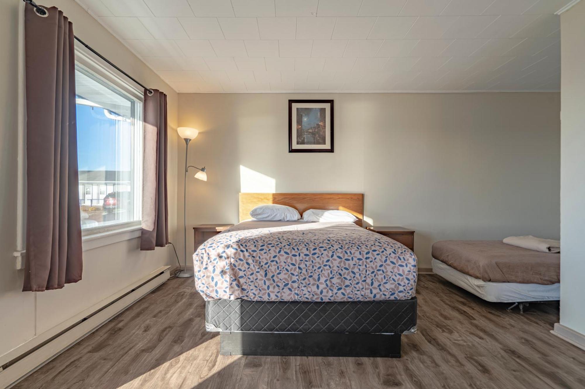 Novastar Motel On The Lake ยาร์เมาธ์ ภายนอก รูปภาพ
